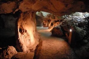 Green grotto caves